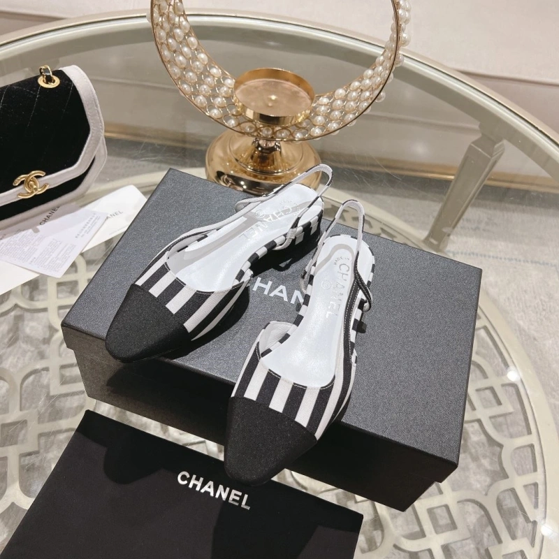 Durable Chxnxl Sandals 128321