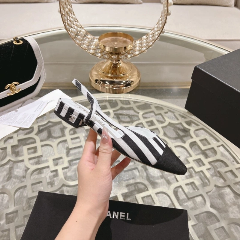 Durable Chxnxl Sandals 128321