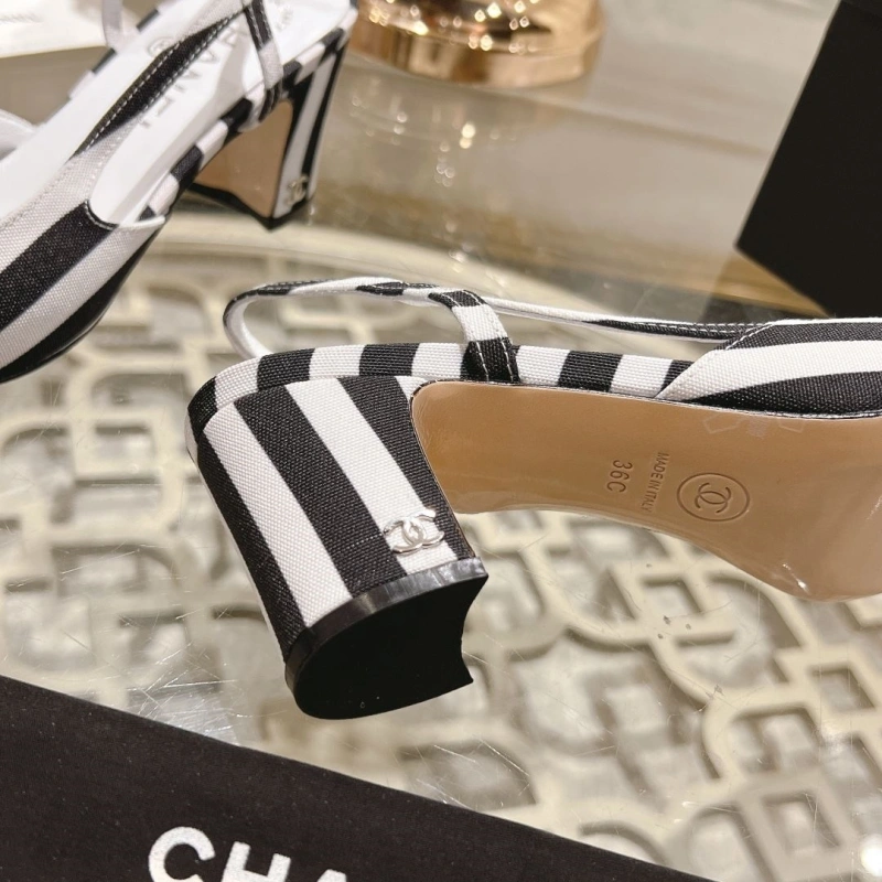 EasyMatch Chxnxl Sandals 128303