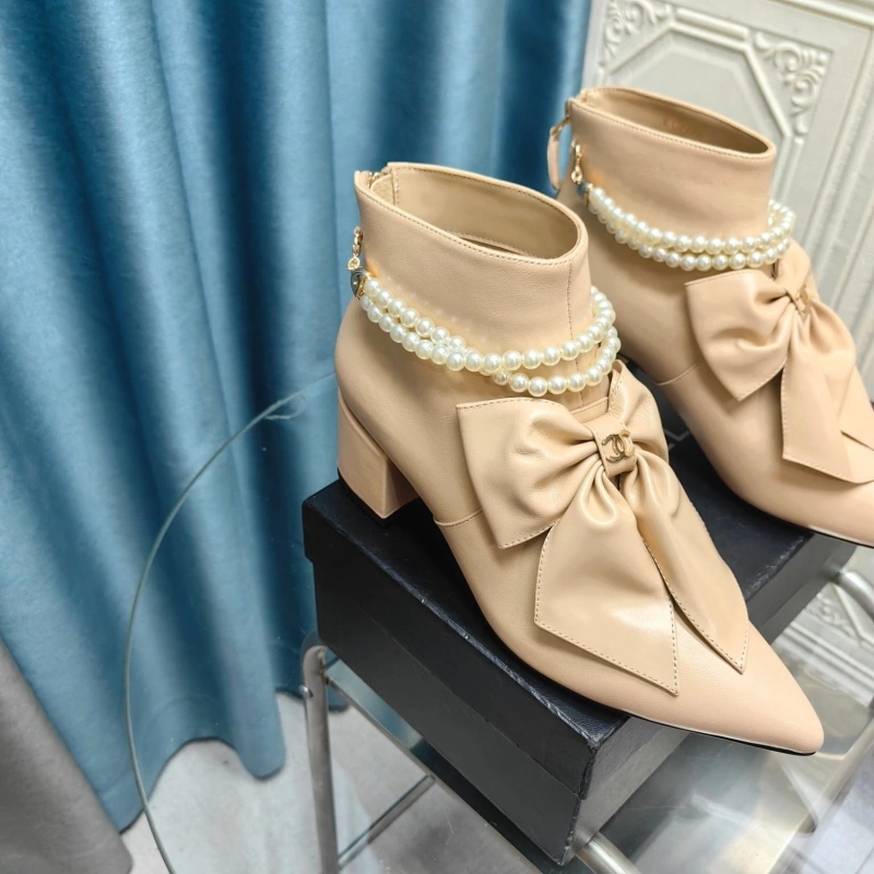 ModernLook Chxnxl Boots 129597