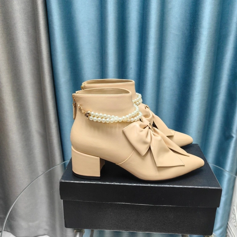 ModernLook Chxnxl Boots 129597