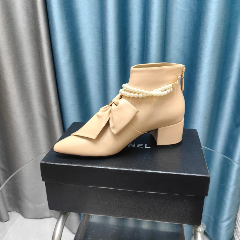 ModernLook Chxnxl Boots 129597