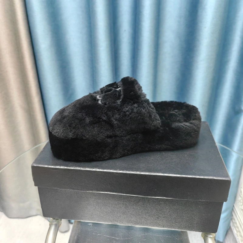 Chxnxl Slippers WellDesigned 127939