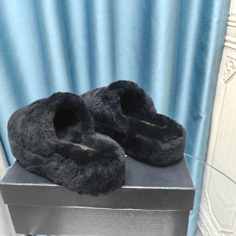 Chxnxl Slippers WellDesigned 127939