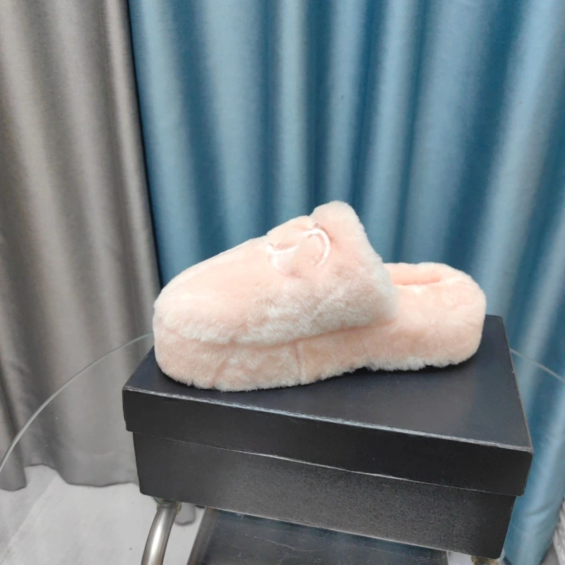Compact Chxnxl Slippers 127937