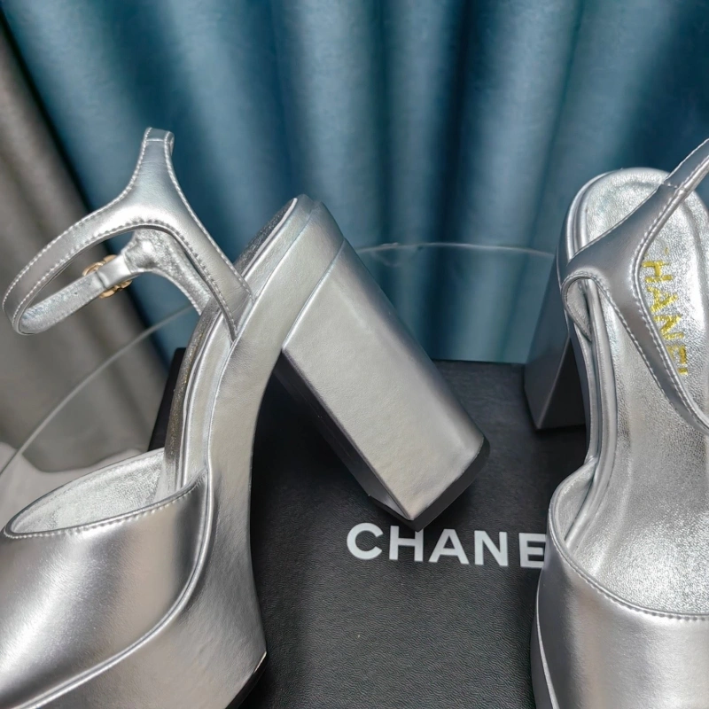 Elegant Chxnxl Sandals 128299