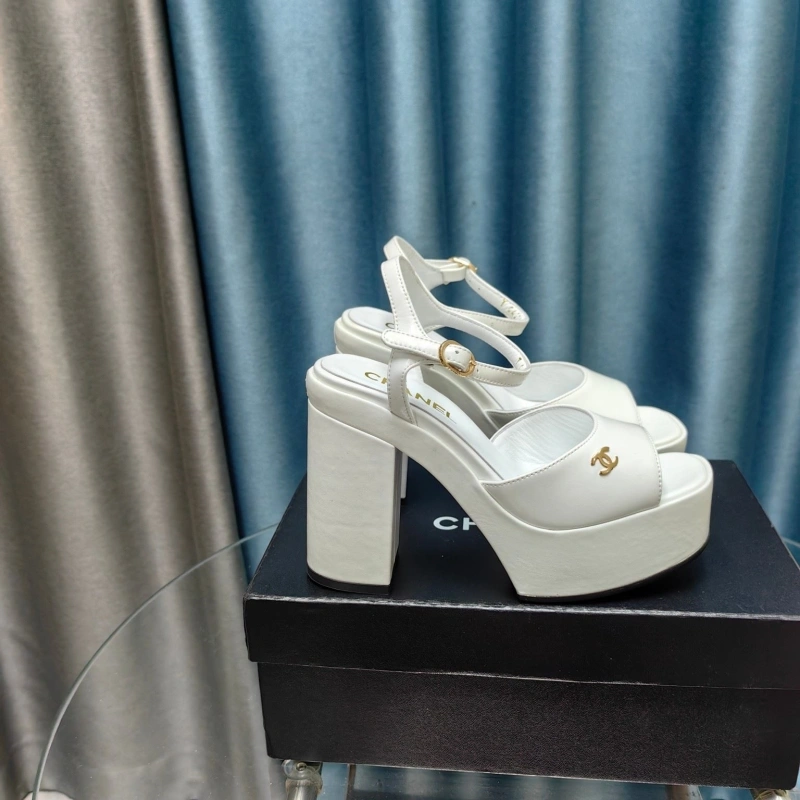 Sophisticated Chxnxl Sandals 128298
