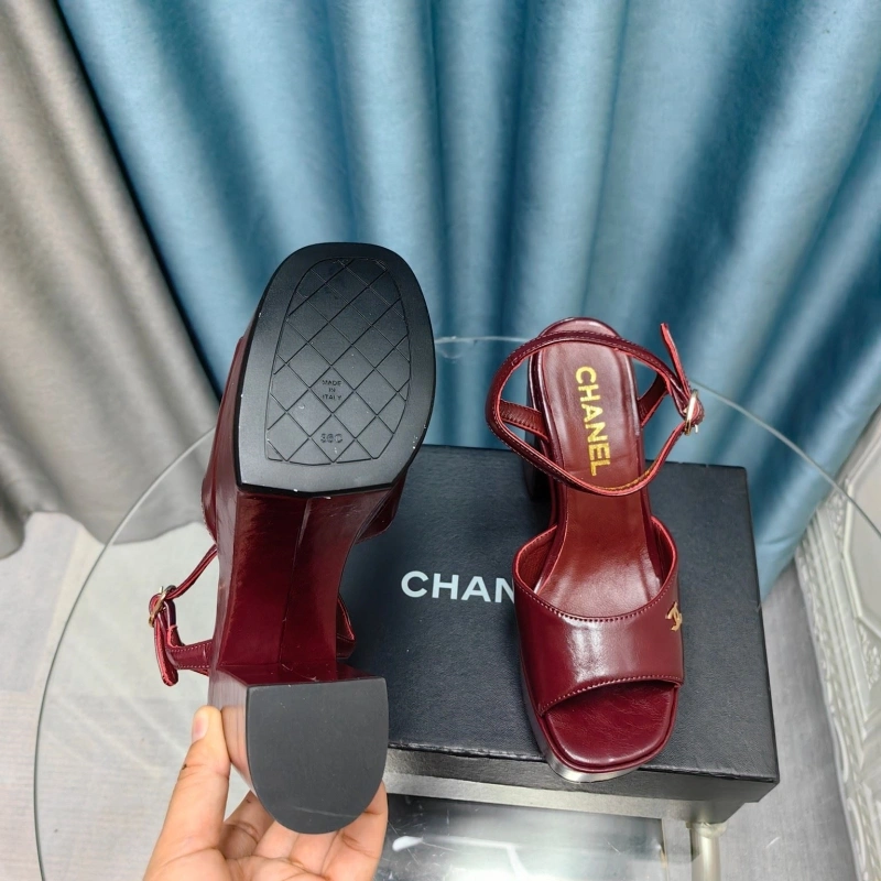 Chxnxl Sandals Bold 128297