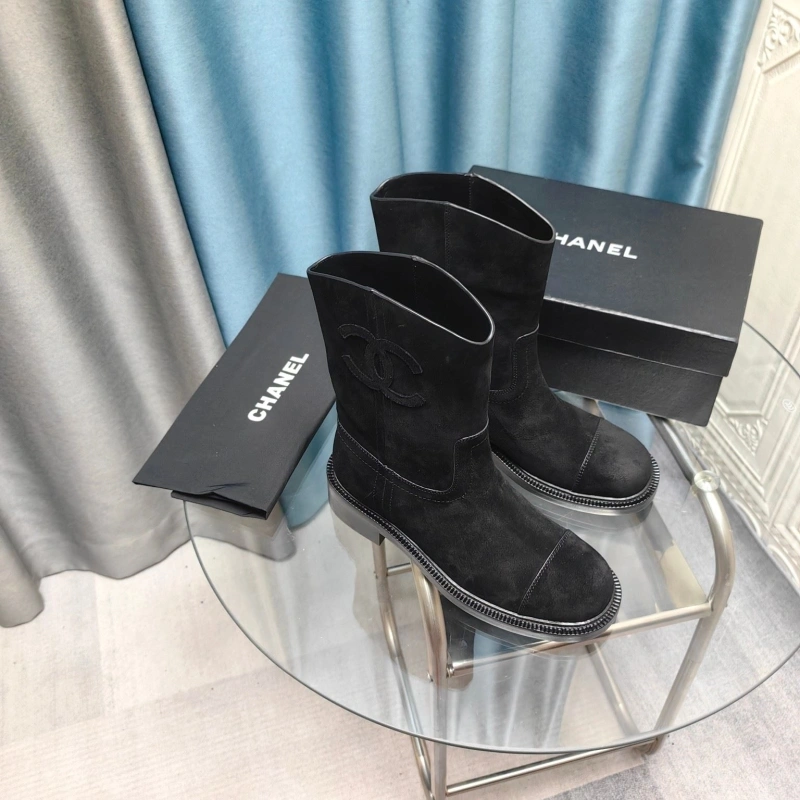 Timeless Chxnxl Boots 129581