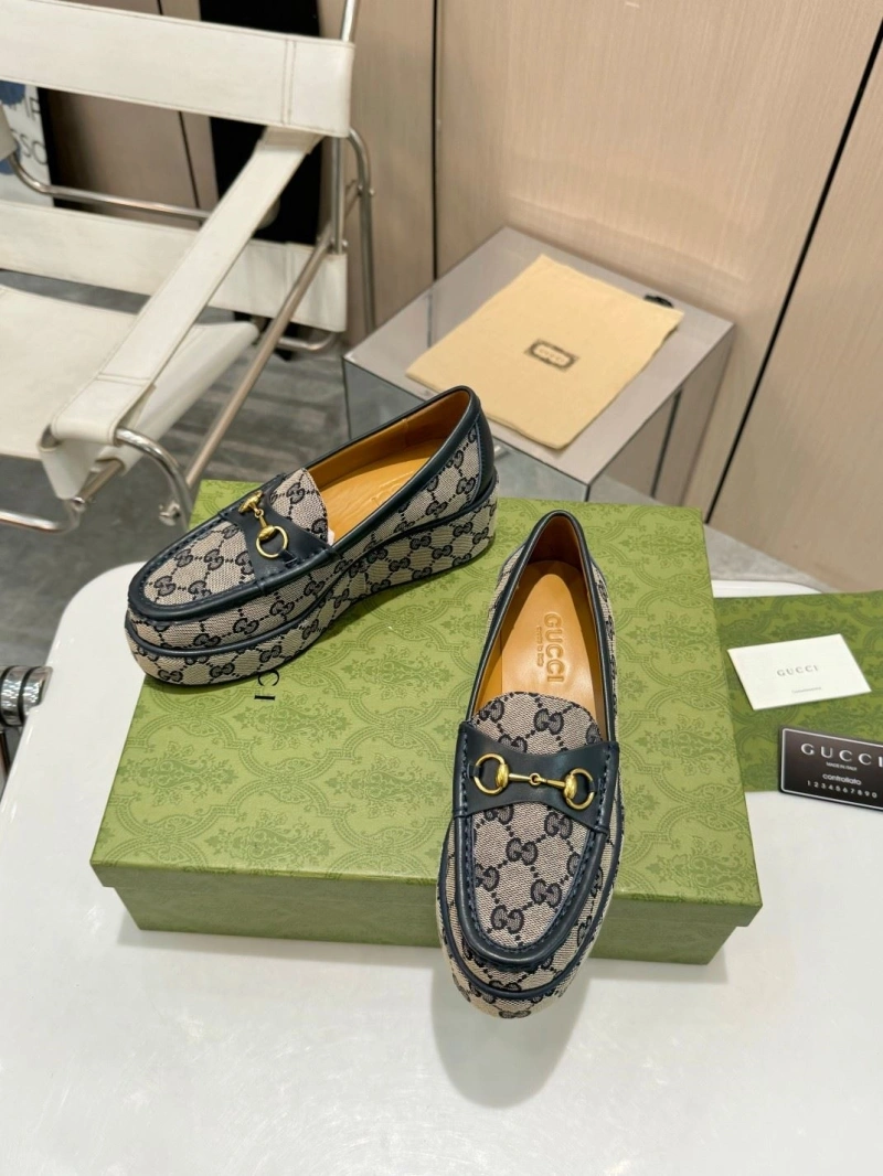 Resilient Gxccx Leather Shoes 162301