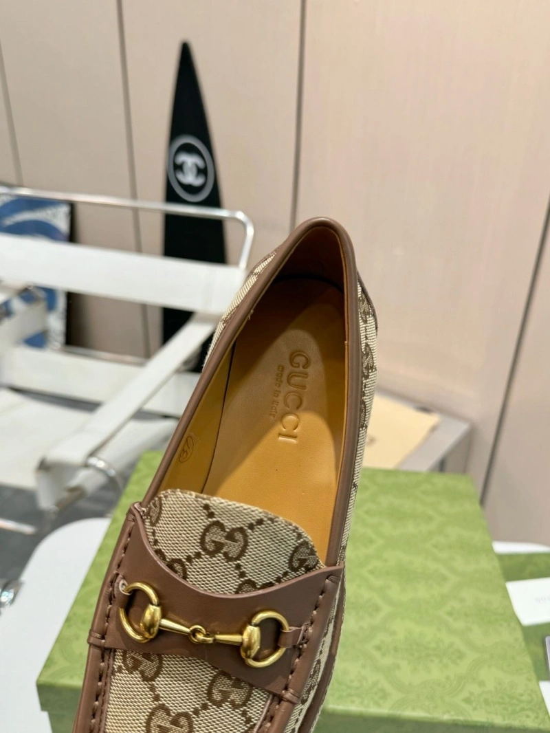 Gxccx Leather Shoes EyeCatching 162304
