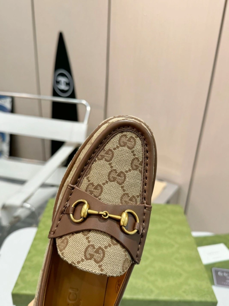 Gxccx Leather Shoes EyeCatching 162304