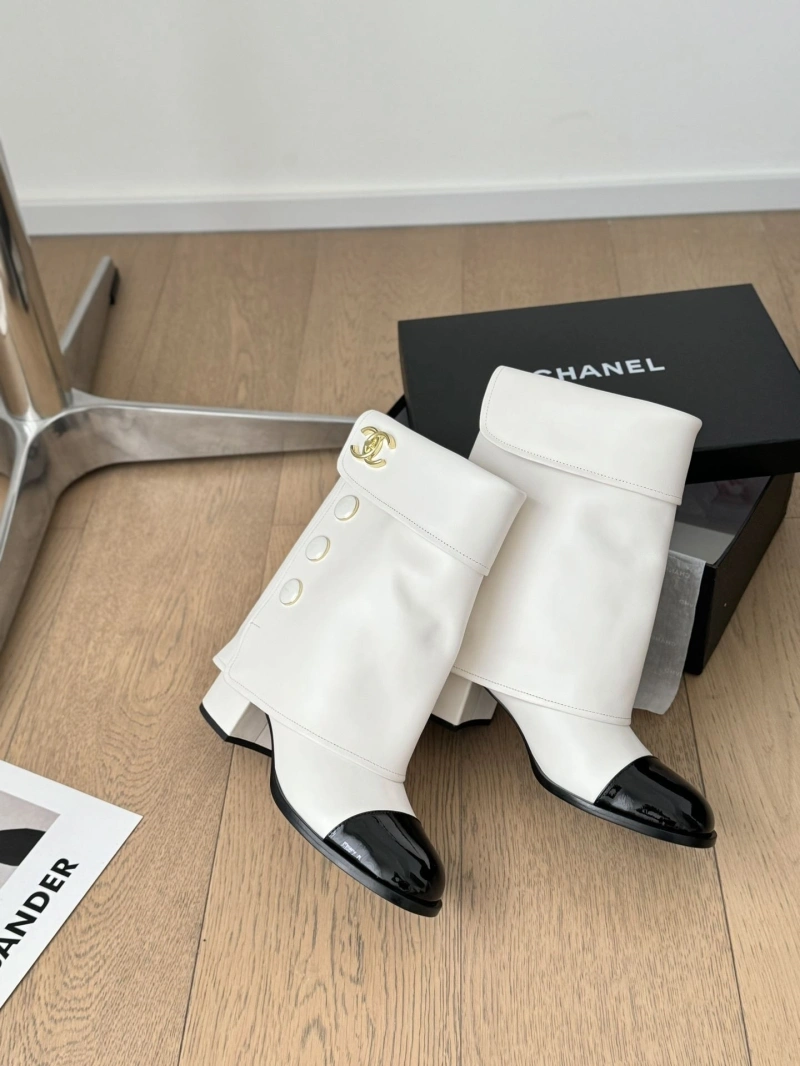 Trendy Chxnxl Boots 129592