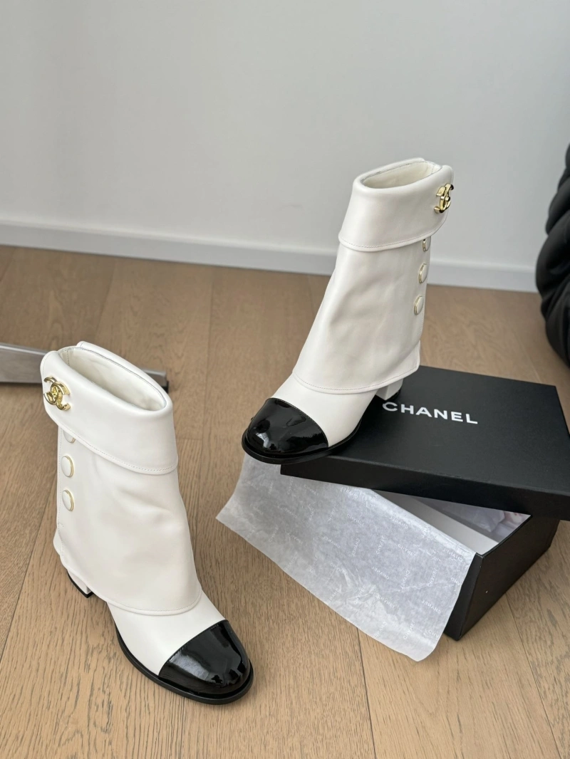 Trendy Chxnxl Boots 129592
