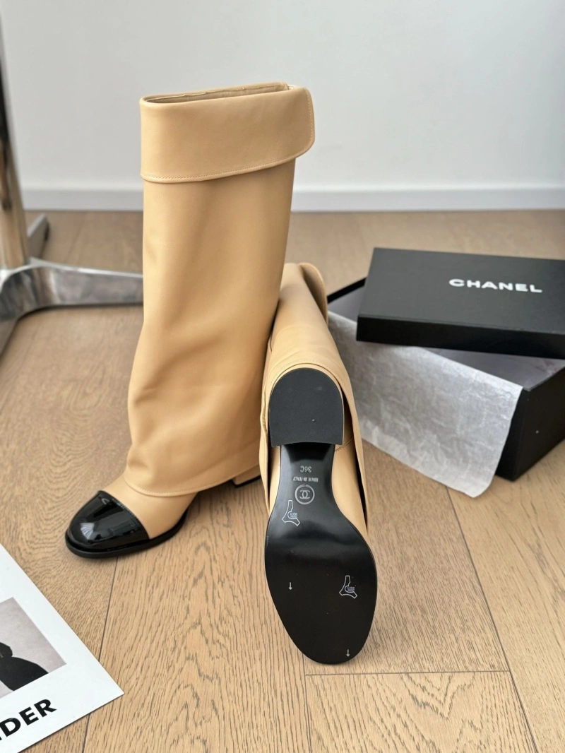 Vibrant Chxnxl Boots 129589
