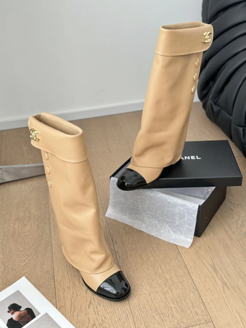 Vibrant Chxnxl Boots 129589