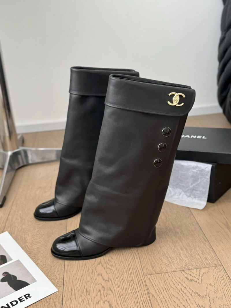 Unique Chxnxl Boots 129601