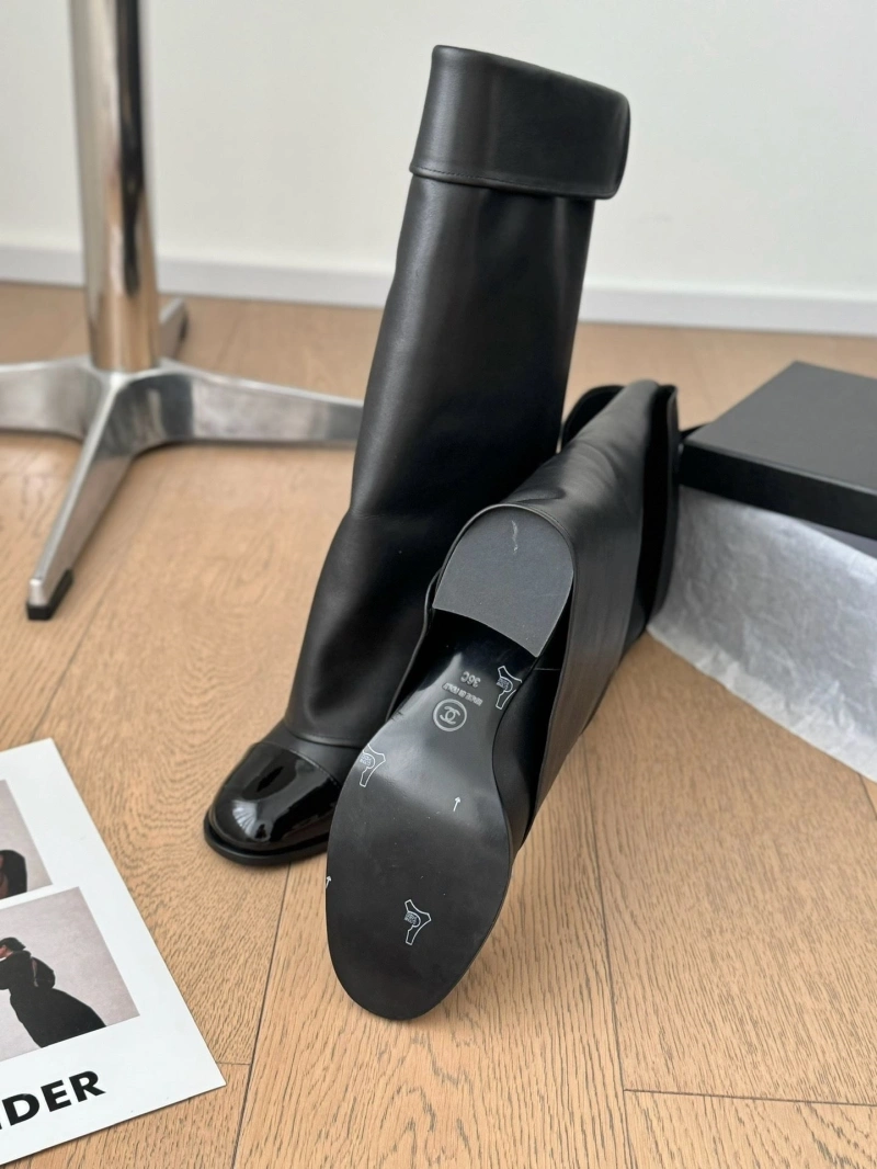 Unique Chxnxl Boots 129601