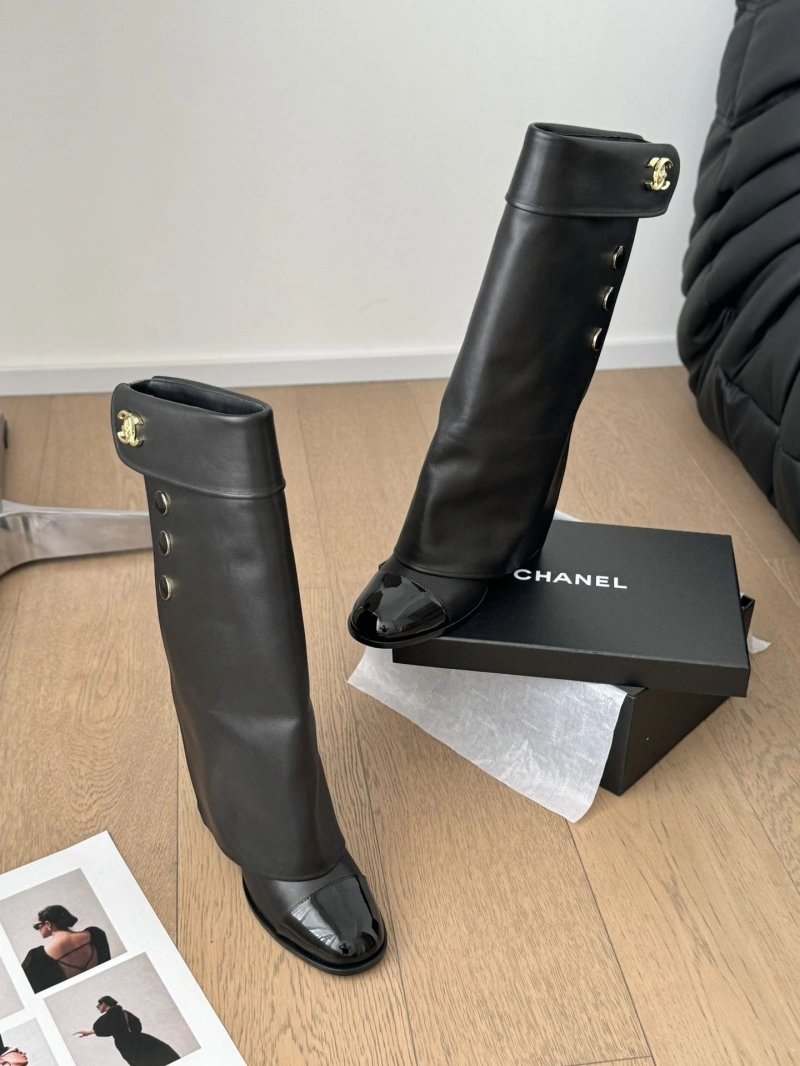 Unique Chxnxl Boots 129601