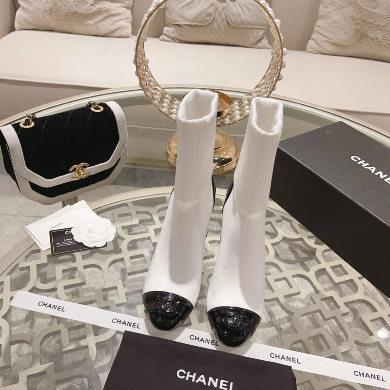 WellDesigned Chxnxl Boots 129587