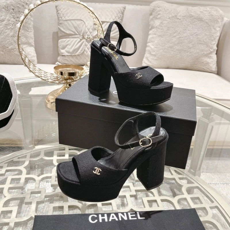 Refined Chxnxl Sandals 128289