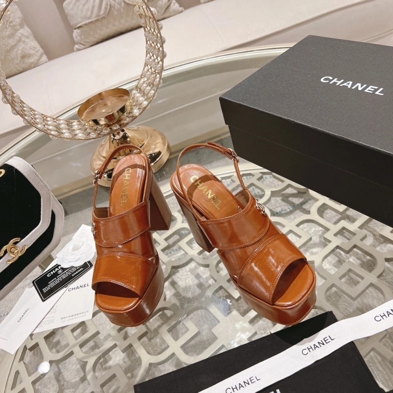 Cozy Chxnxl Sandals 128261