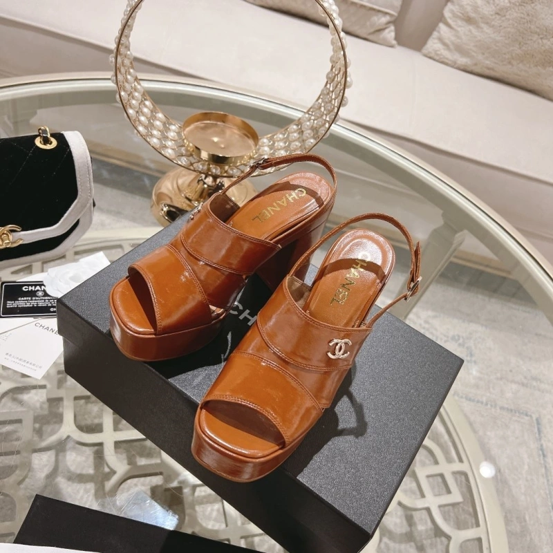 Cozy Chxnxl Sandals 128261