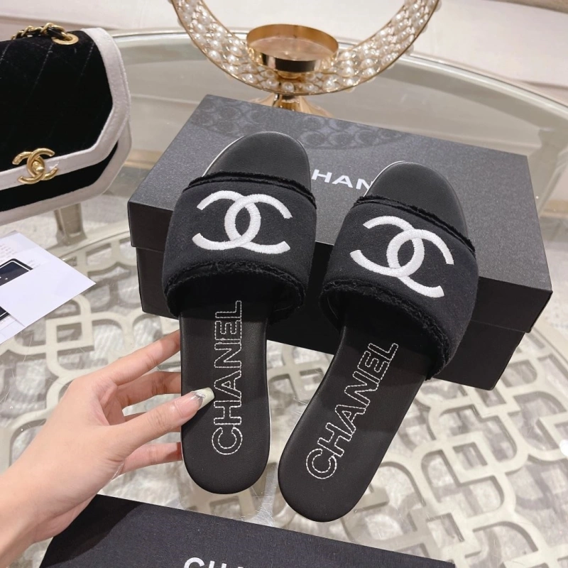 Chxnxl Slippers EyeCatching 127933