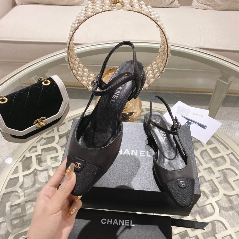 UrbanStyle Chxnxl Sandals 128273