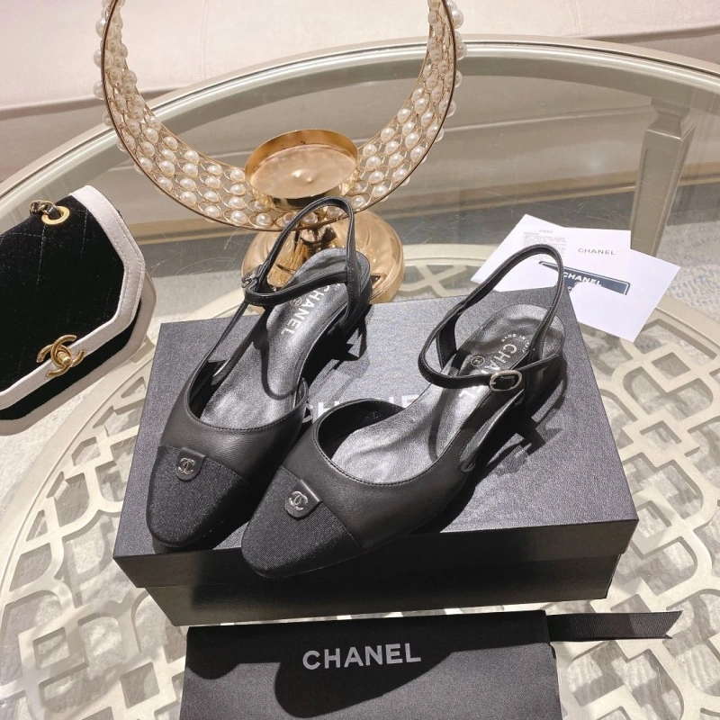 UrbanStyle Chxnxl Sandals 128273