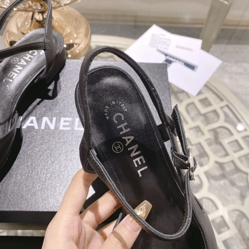 UrbanStyle Chxnxl Sandals 128273