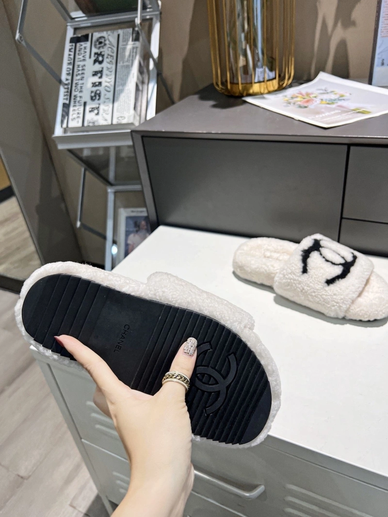 Chxnxl Slippers StreetReady 127923