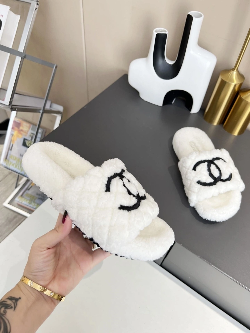 Chxnxl Slippers WellDesigned 127907