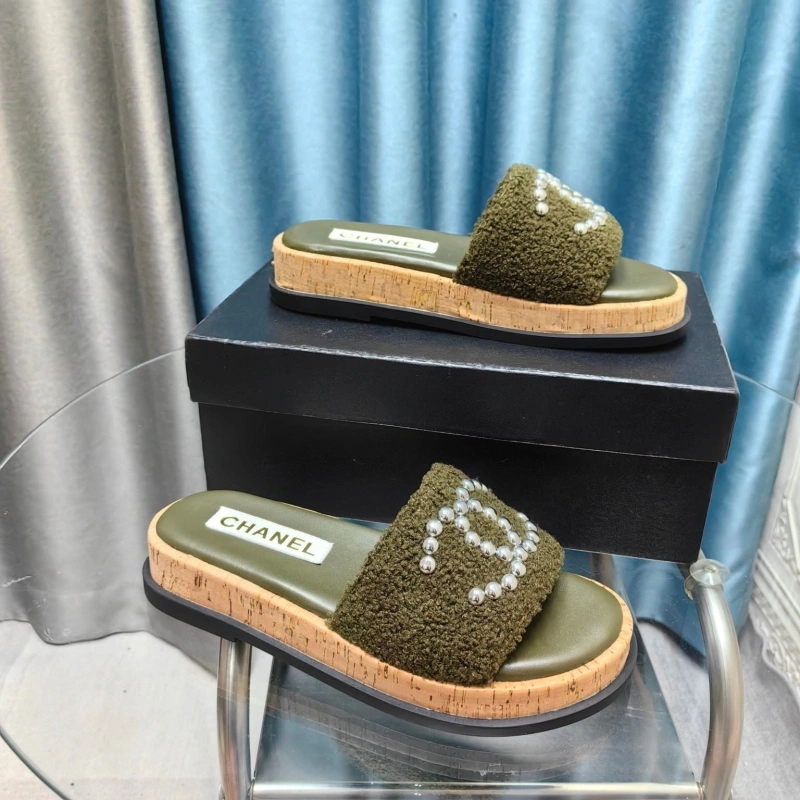 Chxnxl Slippers Vibrant 127909