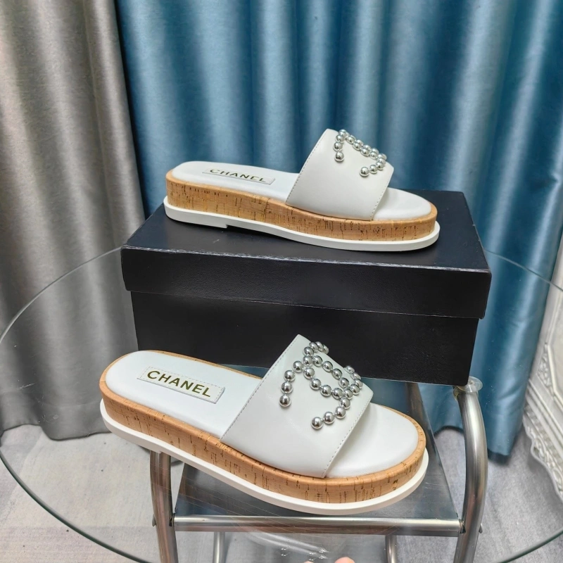 GoodFit Chxnxl Slippers 127925