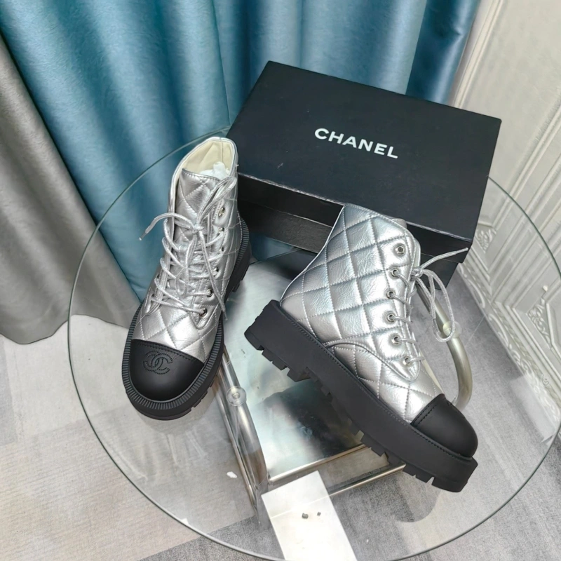 Bold Chxnxl Boots 129571