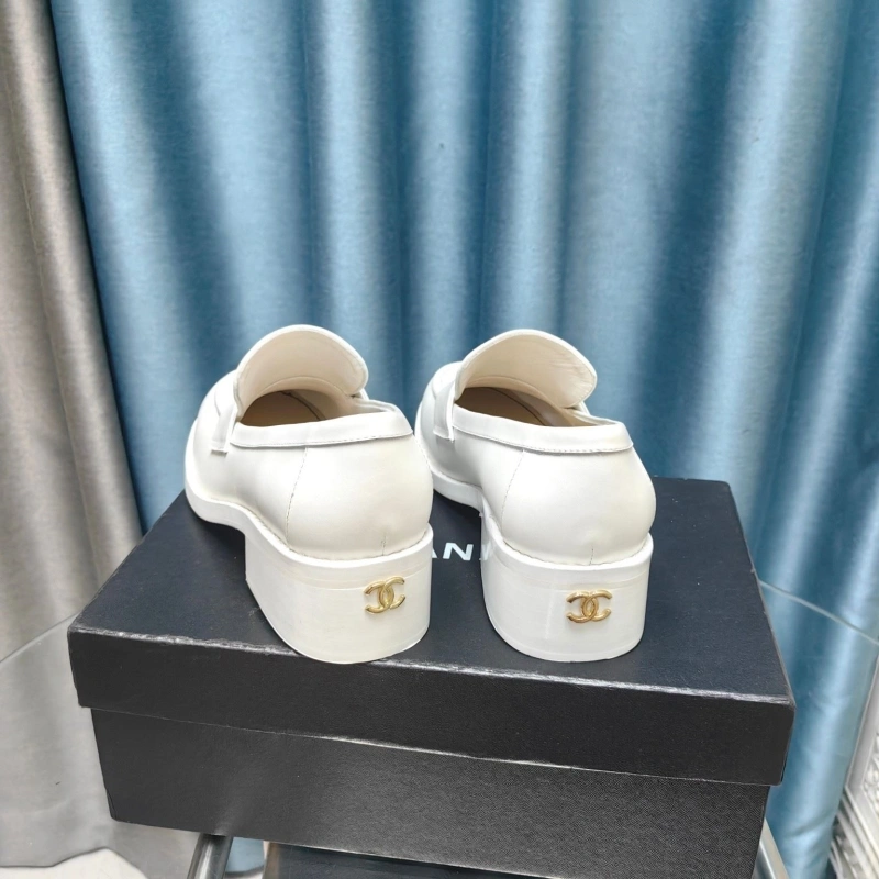 Durable Chxnxl Leather Shoes 128708