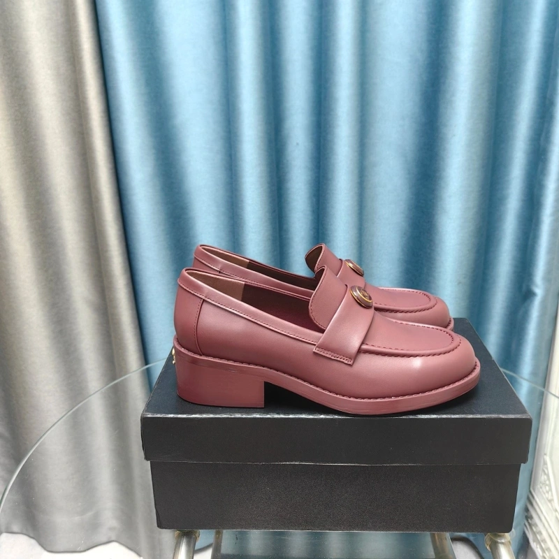 Vibrant Chxnxl Leather Shoes 128707