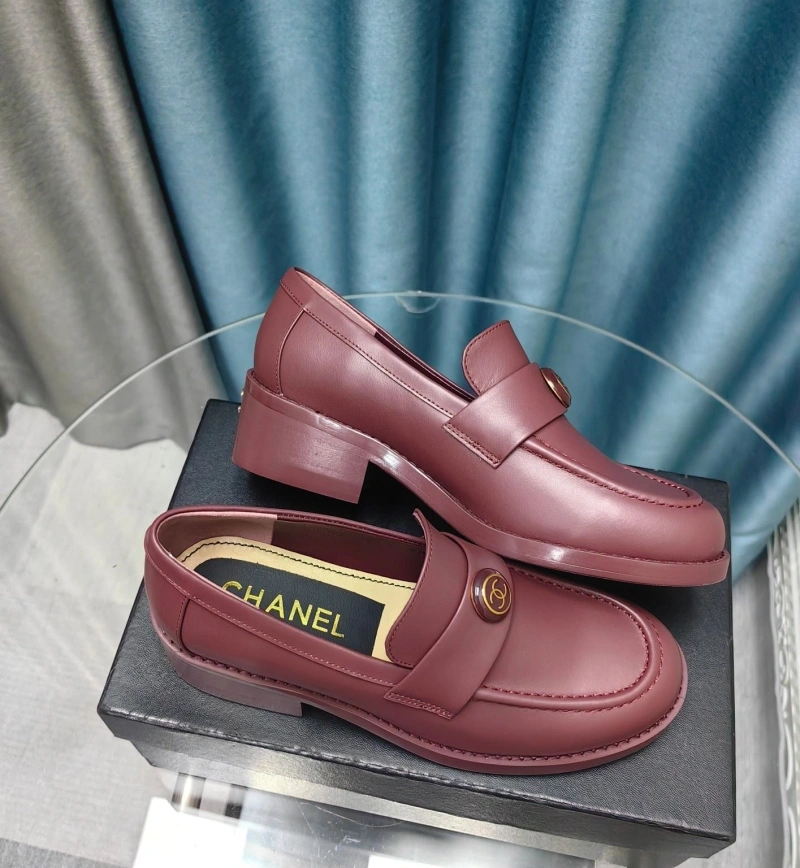 Vibrant Chxnxl Leather Shoes 128707