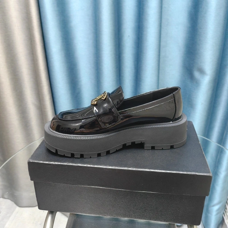 Classic Chxnxl Leather Shoes 128701