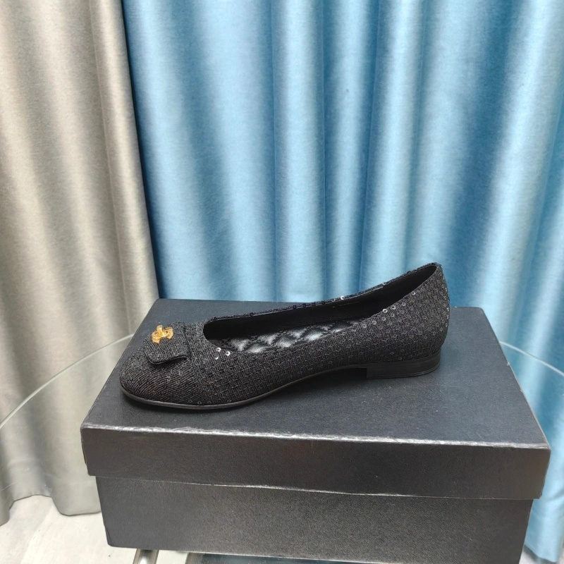 Bright Chxnxl Flat Shoes 129120