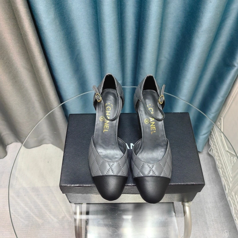 Unique Chxnxl High Heels 128844
