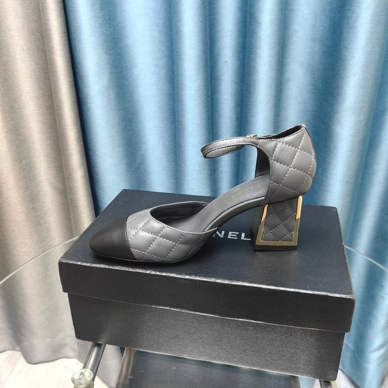 Unique Chxnxl High Heels 128844