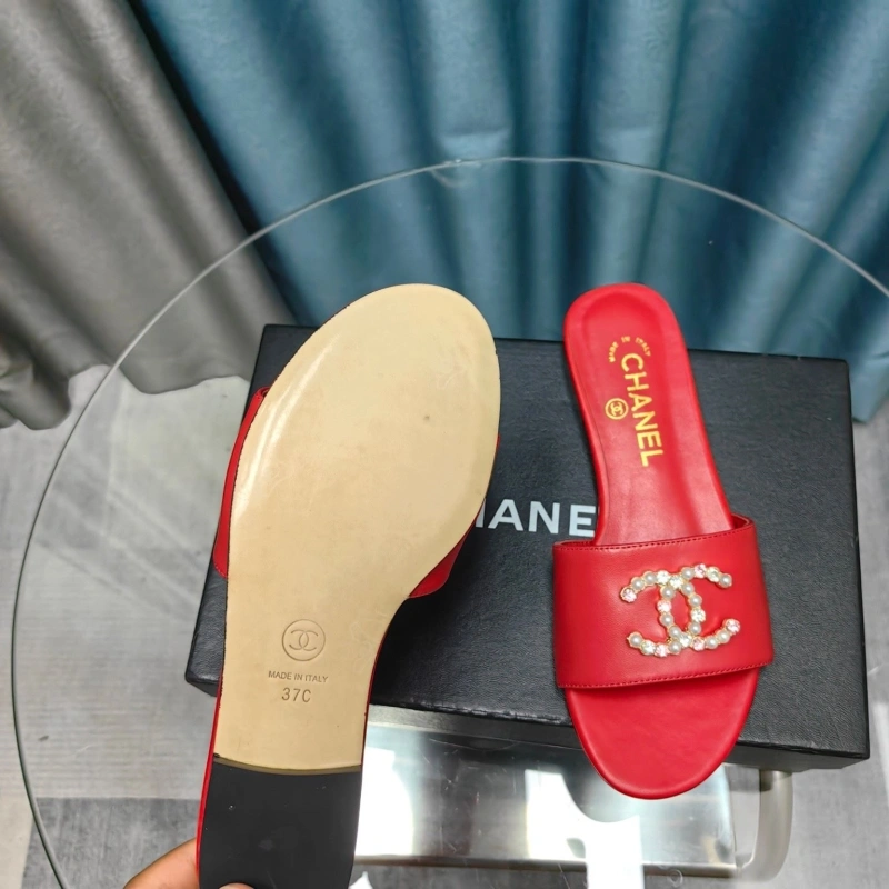 Lightweight Chxnxl Slippers 127915