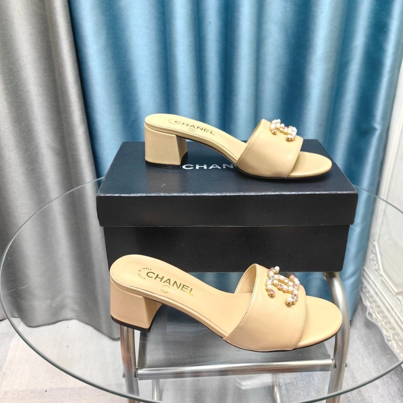 UrbanStyle Chxnxl Slippers 127899