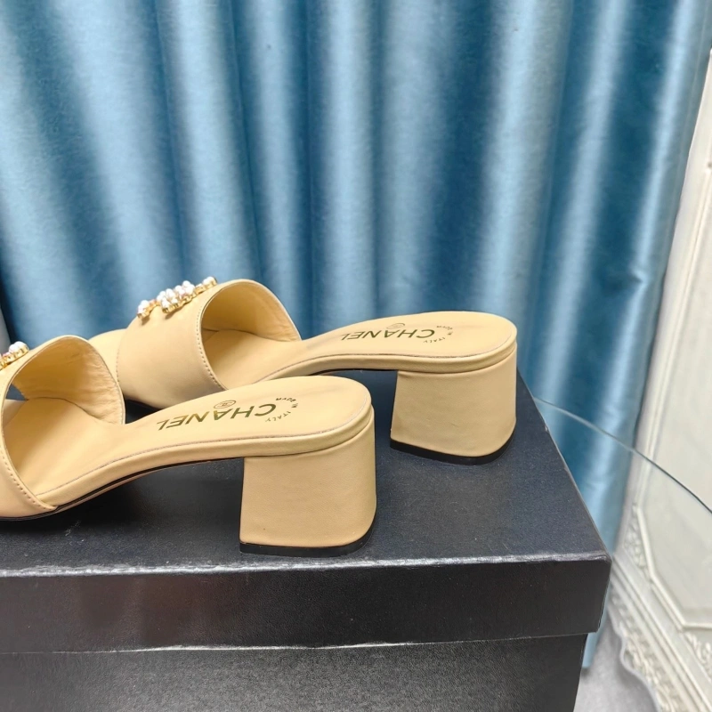UrbanStyle Chxnxl Slippers 127899