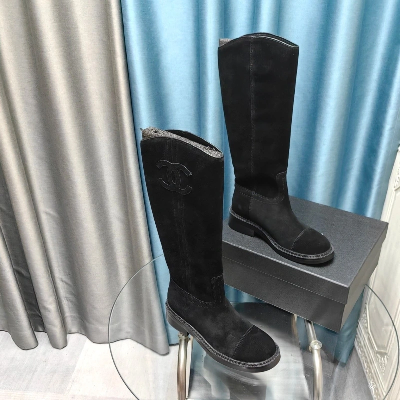 Trendsetting Chxnxl Boots 129545