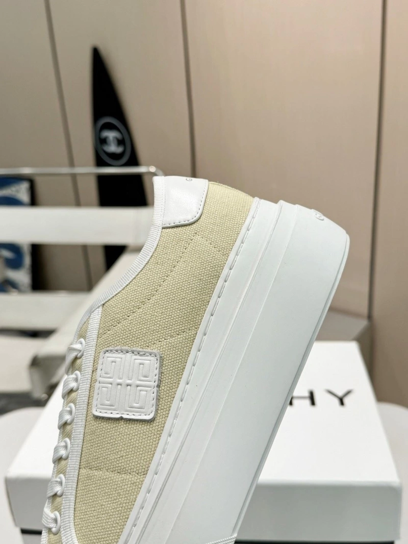 BestValue Gxvxnchy Sneakers 153835