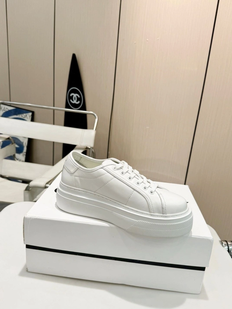 Gxvxnchy Sneakers Bright 153839
