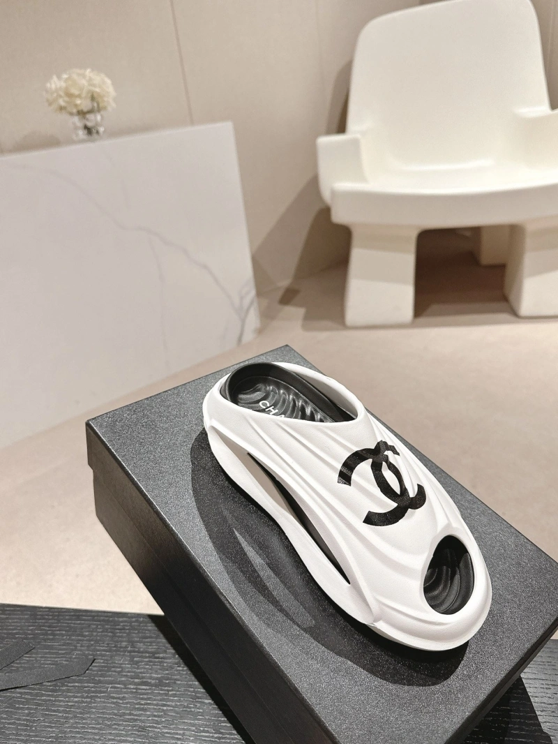 StreetReady Chxnxl Slippers 127892